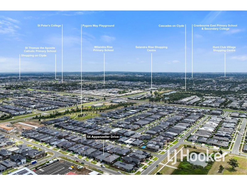 54 Appenzeller Drive, Clyde North VIC 3978