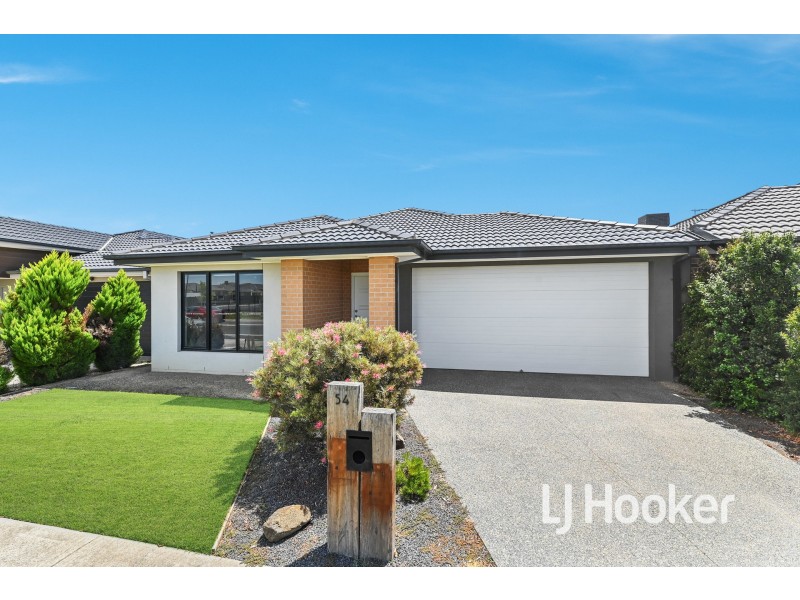 54 Appenzeller Drive, Clyde North VIC 3978