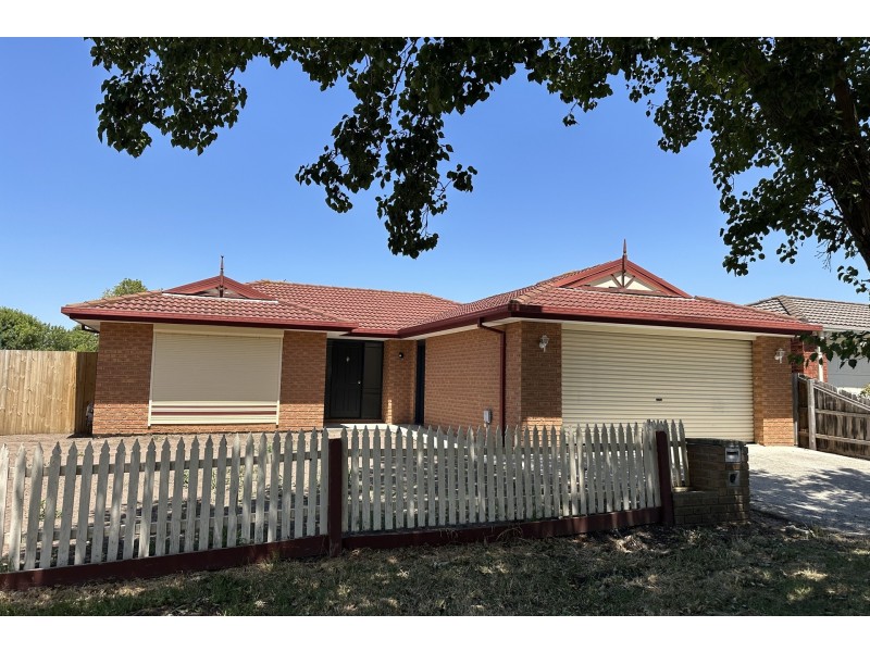 1 Butterwick Terrace, Cranbourne East VIC 3977