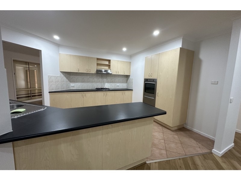 1 Butterwick Terrace, Cranbourne East VIC 3977