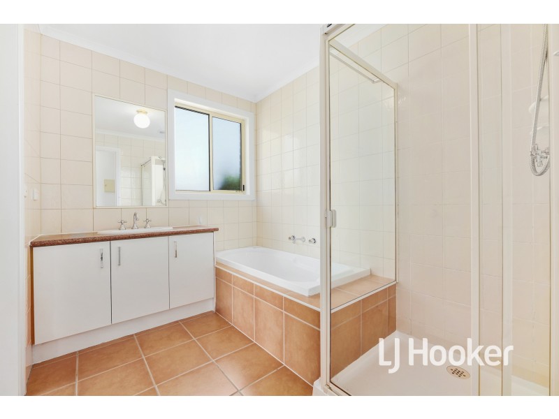 1/13 Linmac Drive, Hampton Park VIC 3976