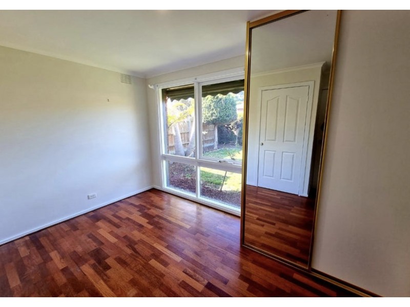 64 Millswyn Avenue, Hampton Park VIC 3976