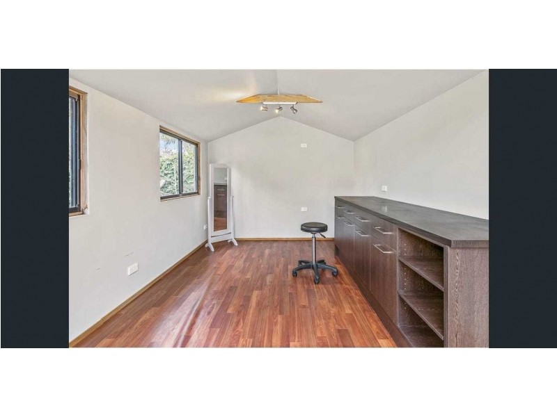 14 Barry Street, Seaford VIC 3198