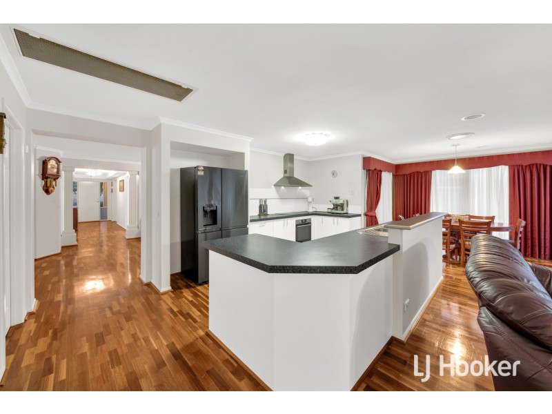 5 The Grove, Hampton Park VIC 3976