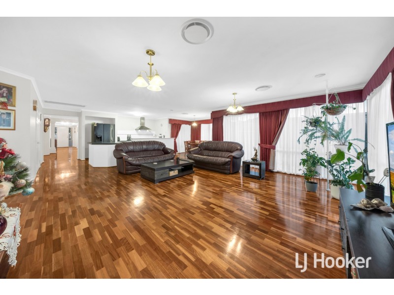5 The Grove, Hampton Park VIC 3976