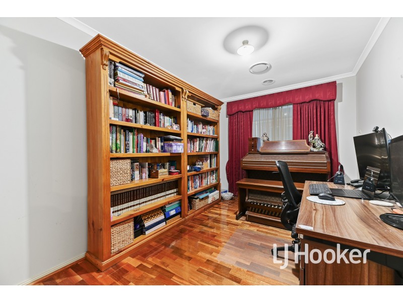 5 The Grove, Hampton Park VIC 3976