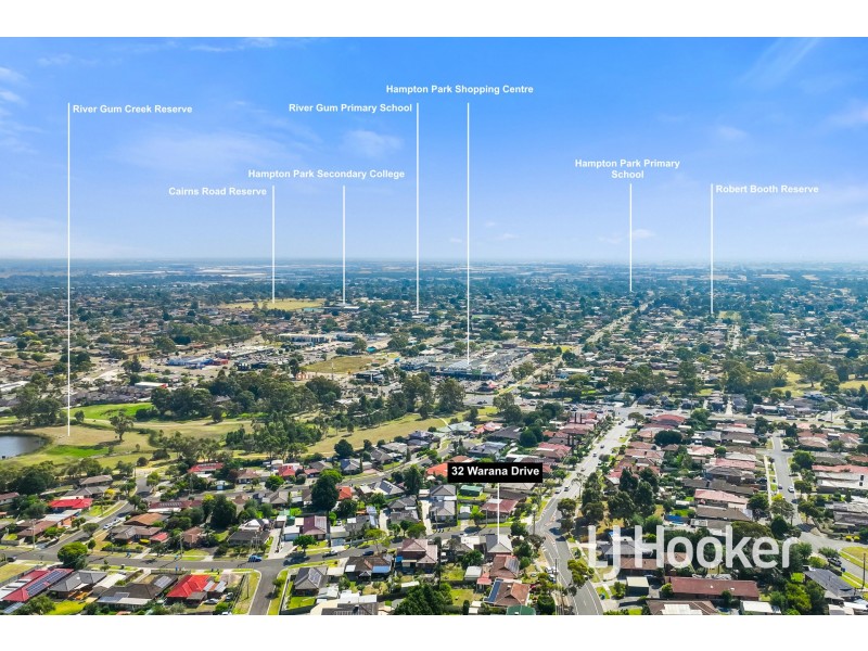 32 Warana Drive, Hampton Park VIC 3976