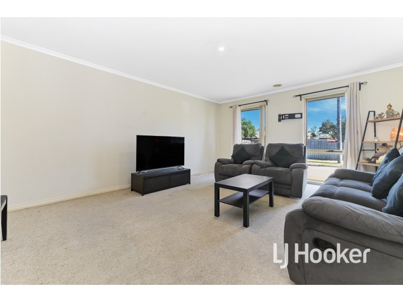 2/20 Robjant Street, Hampton Park VIC 3976