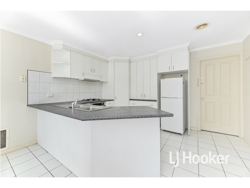 2/20 Robjant Street, Hampton Park VIC 3976