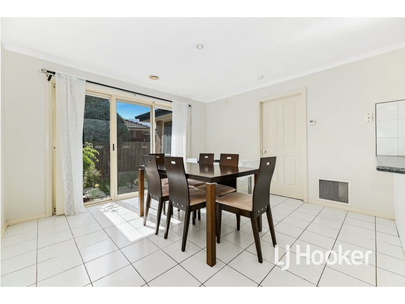 2/20 Robjant Street, Hampton Park VIC 3976