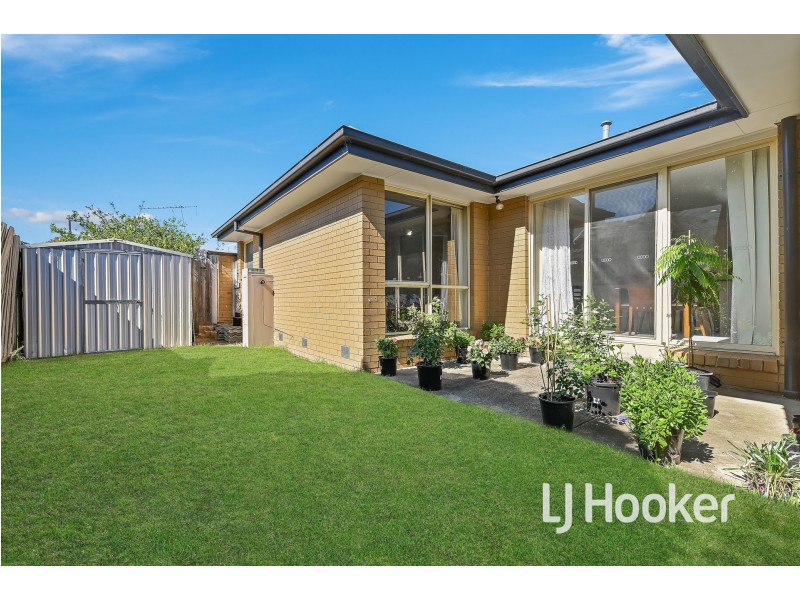 2/20 Robjant Street, Hampton Park VIC 3976