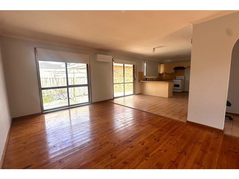 1/22 Ivan Crescent, Hampton Park VIC 3976