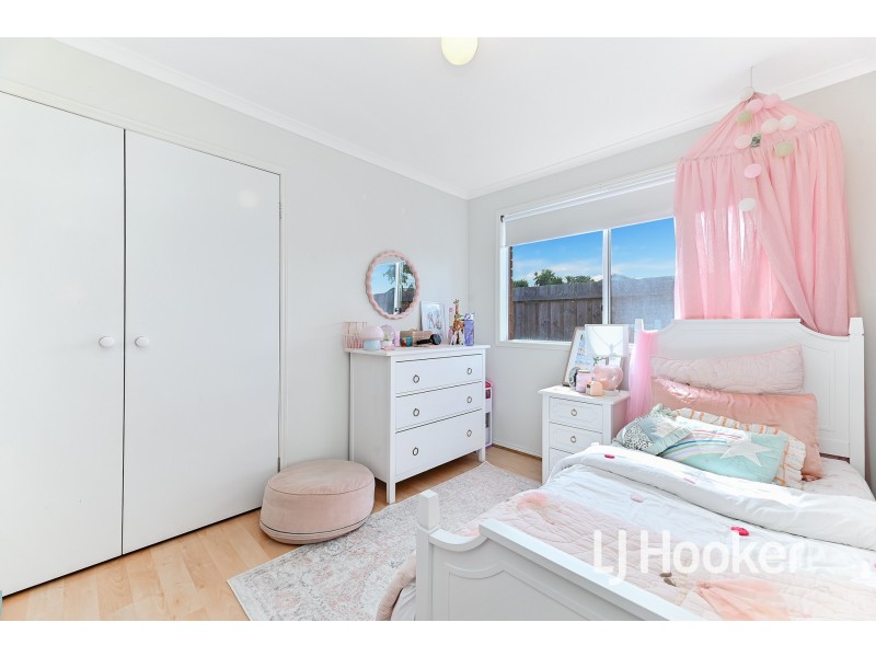 2 The Glade, Hampton Park VIC 3976