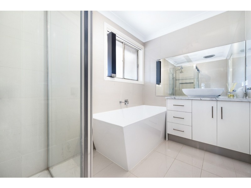 3 Winnima Avenue, Hampton Park VIC 3976