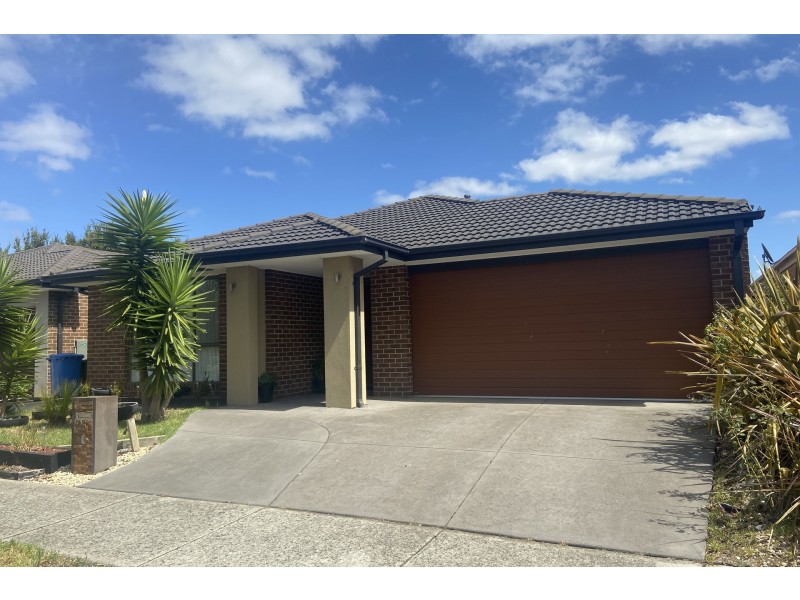 26 Forest Drive, Clyde North VIC 3978