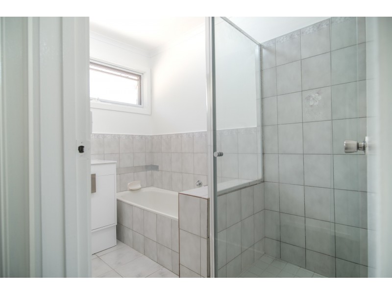 11 Manning Close, Hampton Park VIC 3976