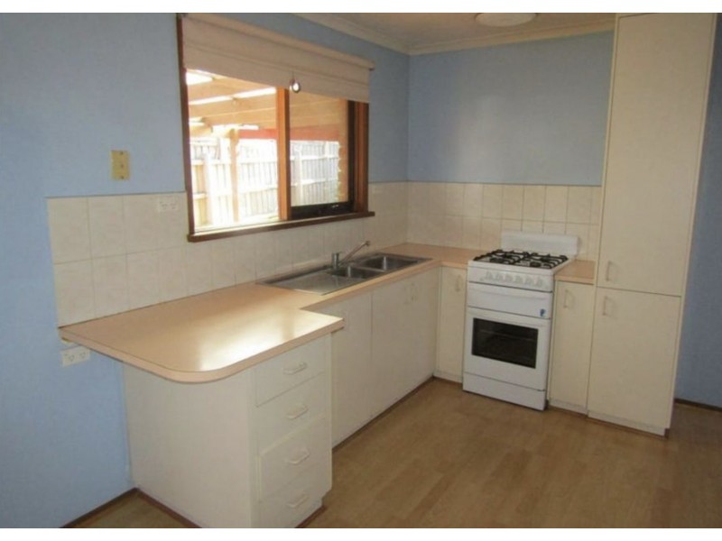 87 Warana Drive, Hampton Park VIC 3976