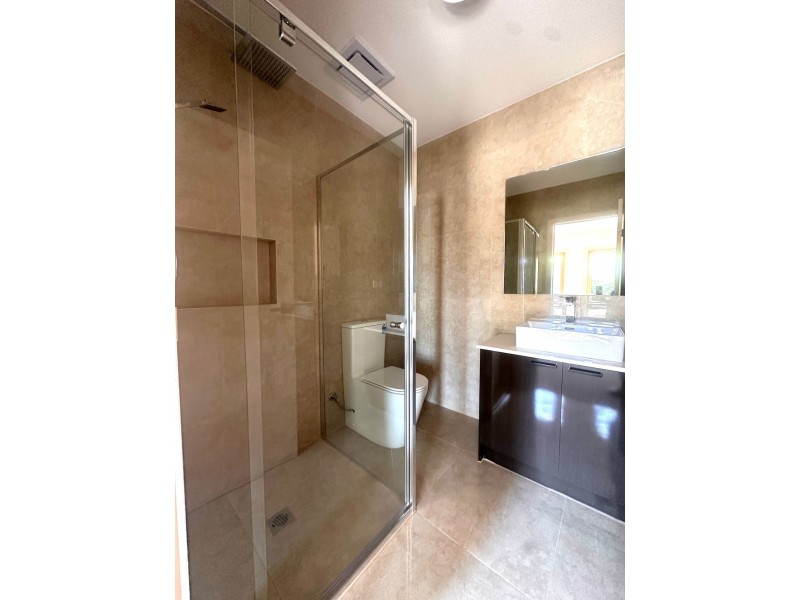 99 Dandenong Road East, Frankston VIC 3199