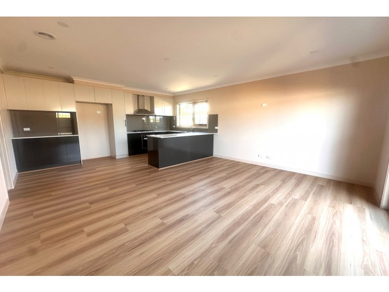 99 Dandenong Road East, Frankston VIC 3199