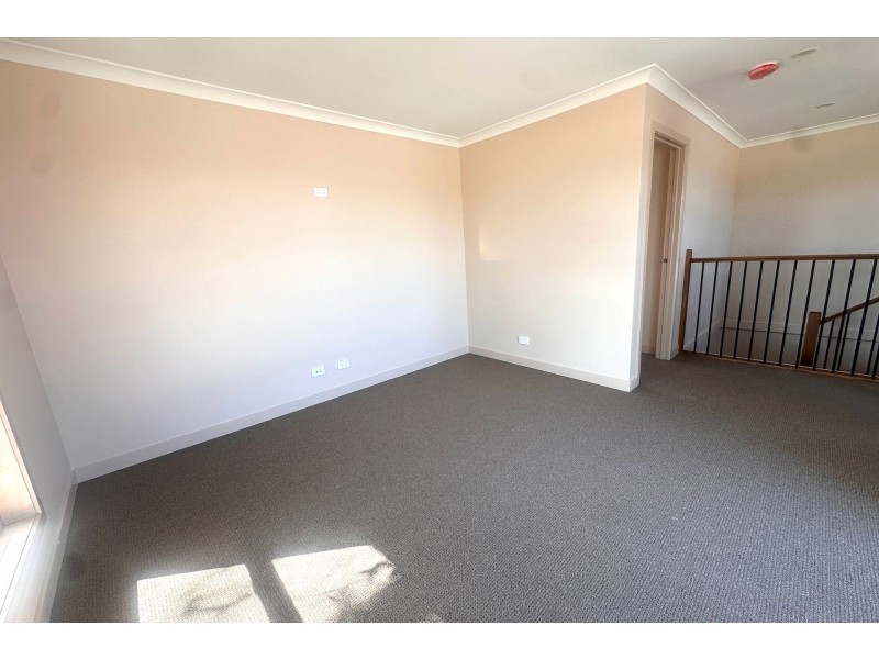 99 Dandenong Road East, Frankston VIC 3199
