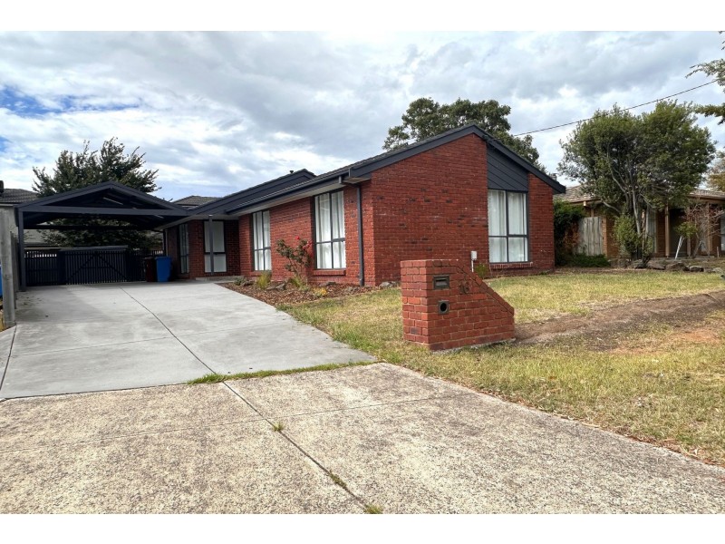 16 Bradley Court, Hampton Park VIC 3976