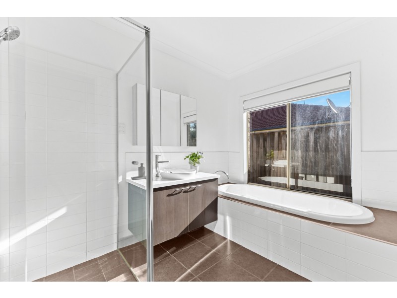 70 Wurundjeri Boulevard, Berwick VIC 3806