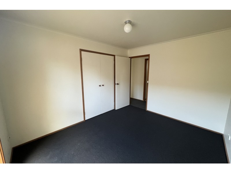 39 Josephine Avenue, Cranbourne North VIC 3977