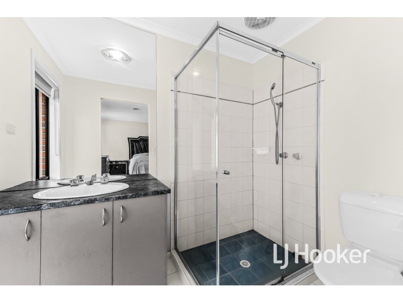 34 Eureka Crescent, Narre Warren South VIC 3805