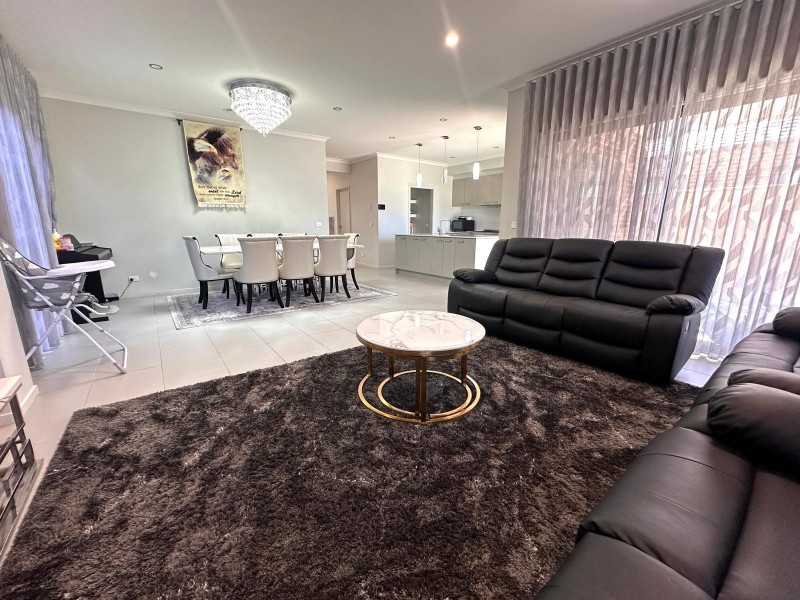 198 Morison Road, Clyde VIC 3978