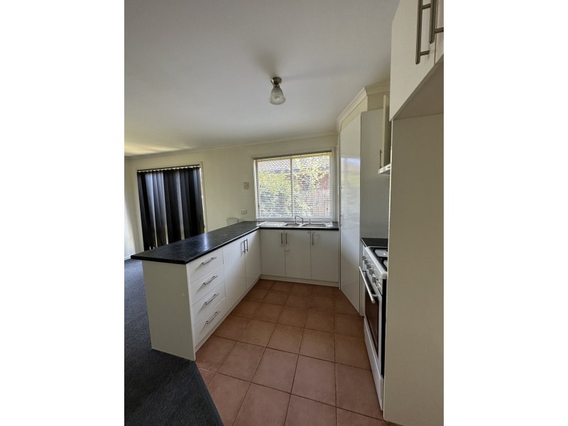 13 Millbank Place, Cranbourne VIC 3977