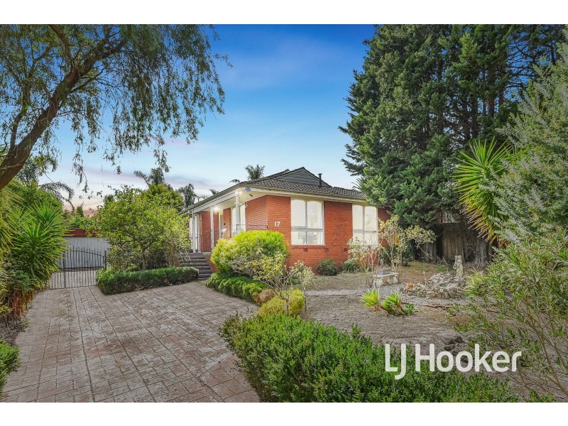 17 Cotham Square, Hampton Park VIC 3976