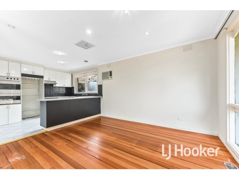 17 Cotham Square, Hampton Park VIC 3976