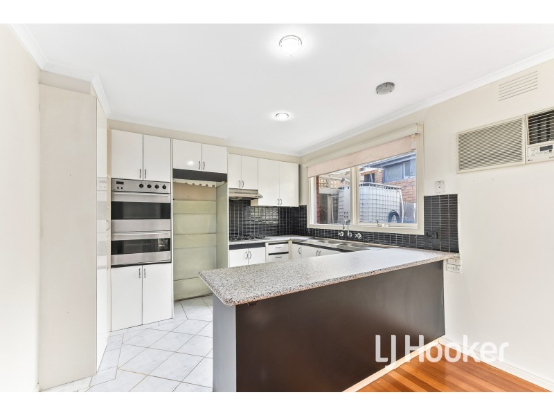 17 Cotham Square, Hampton Park VIC 3976