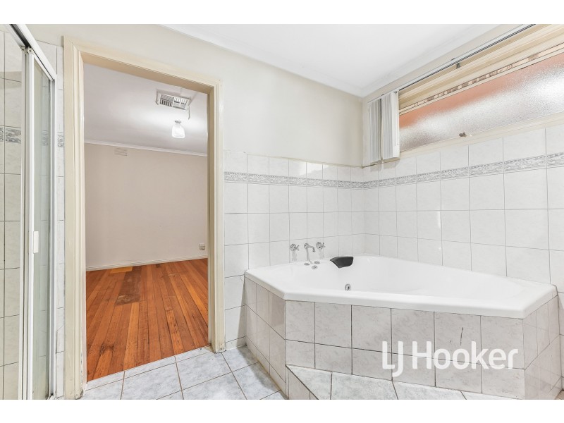 17 Cotham Square, Hampton Park VIC 3976