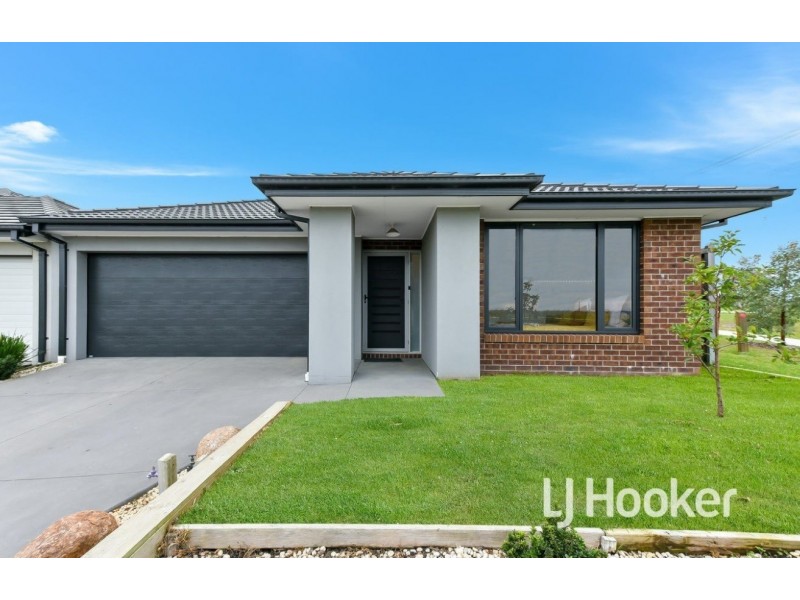 14 Aspire Avenue, Clyde North VIC 3978
