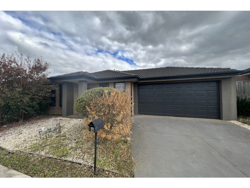 4 Gathering Street, Clyde VIC 3978