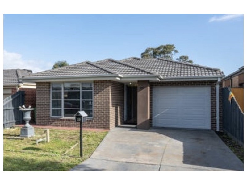 33 The Glade, Hampton Park VIC 3976