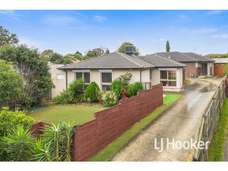 7 Delacombe Drive, Hampton Park VIC 3976