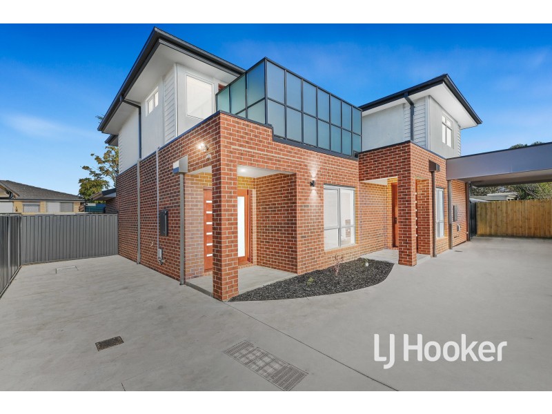 2/21 Green Valley Crescent, Hampton Park VIC 3976
