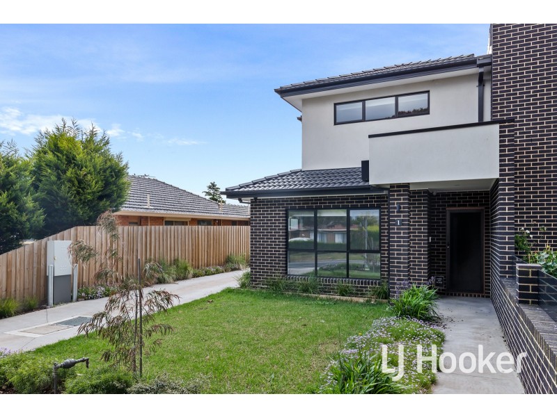 1/17 Harmer Road, Hallam VIC 3803