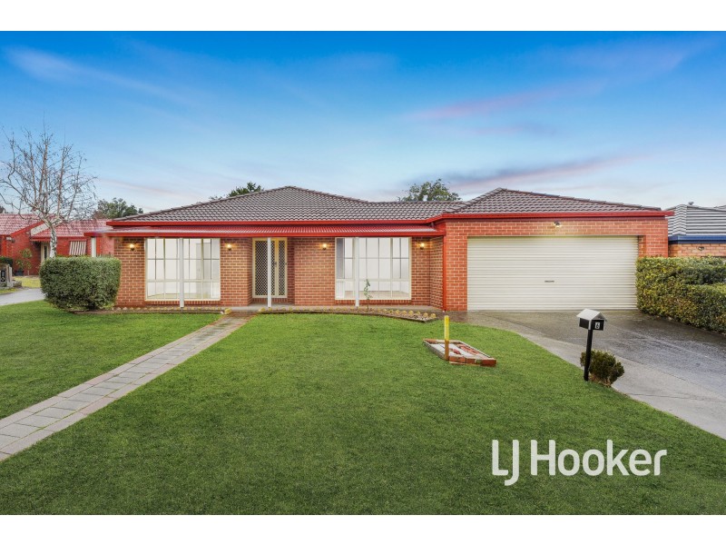6 Greenlea Grove, Hampton Park VIC 3976