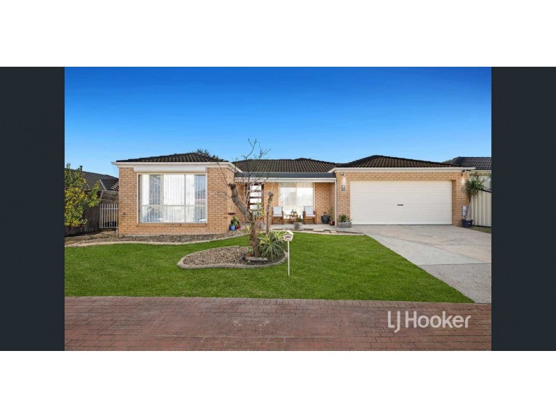 74 Strabane Way, Hampton Park VIC 3976