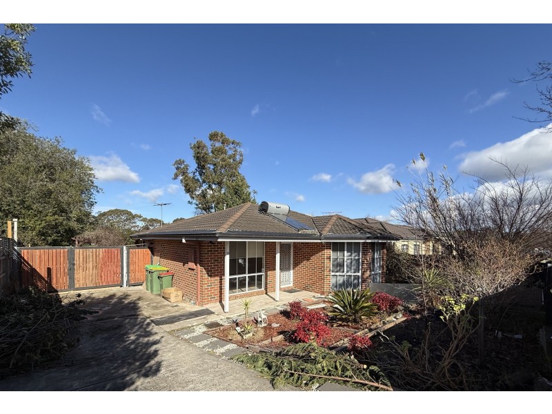10 Ebony Drive, Pakenham VIC 3810