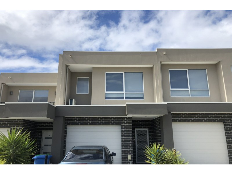 9/14-15 Hazelmere Avenue, Cranbourne VIC 3977