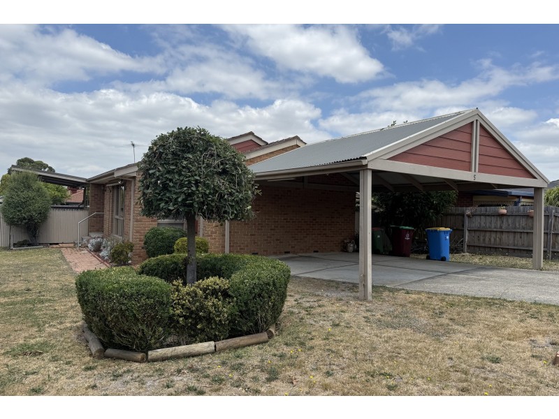 5 Alpha Close, Hampton Park VIC 3976