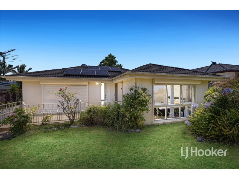 5 Strong Drive, Hampton Park VIC 3976