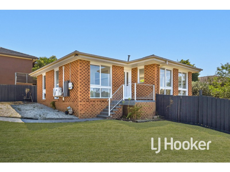 18 Peckover Court, Endeavour Hills VIC 3802