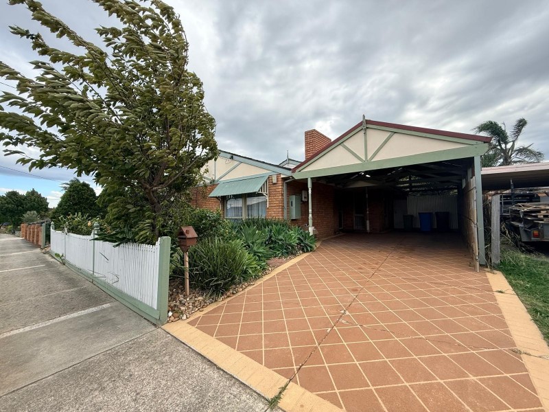 17 Lewisham Close, Hampton Park VIC 3976