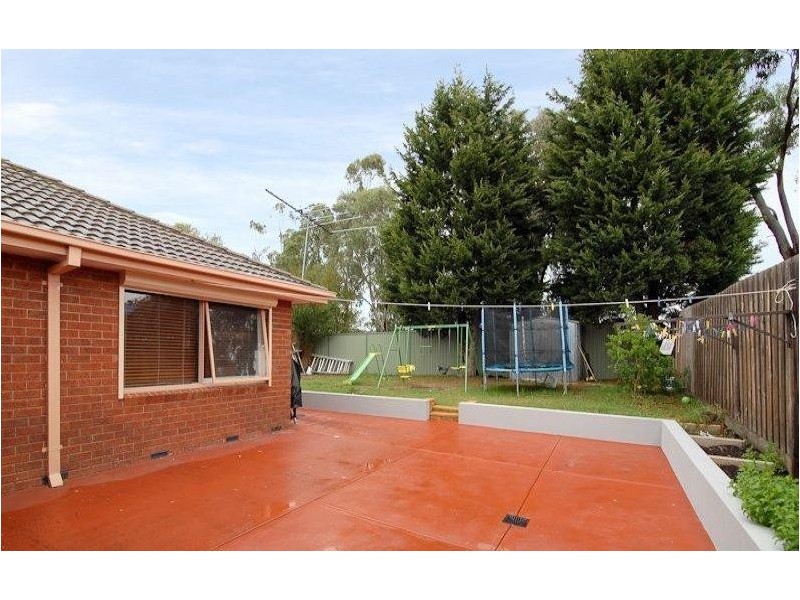20 Edeys Run, Hampton Park VIC 3976