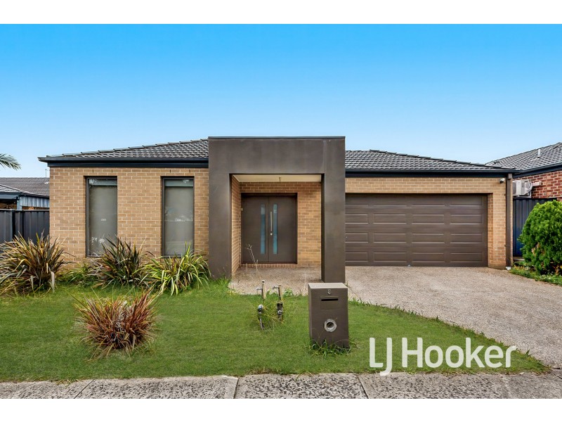 3 Palomino Avenue, Clyde North VIC 3978